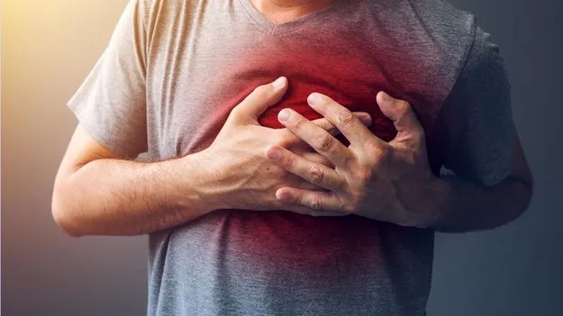 Early Signs of Heart Attack: గుండెజబ్బుకు ముందస్తు హెచ్చరికలు