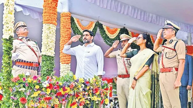 Nara Lokesh: డబుల్‌ ఇంజన్‌ సర్కారుతో..చీకటి నుంచి వెలుగు వైపు