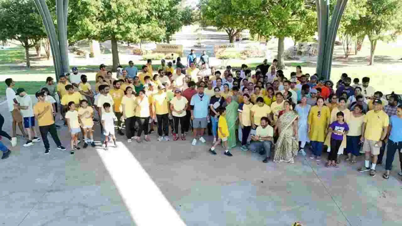 Frisco: ఫ్రిస్కోలో సాకేత్ ఫౌండేషన్ వార్షిక 5కే వాక్.. 13 లక్షల విరాళం సేకరణ