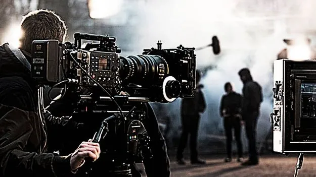 Tollywood Film shootings resume from tomorrow : ప్రభుత్వ జోక్యంతో టాలీవుడ్‌ వివాదం కొలిక్కి..  రేపటి నుంచే షూటింగ్స్ 