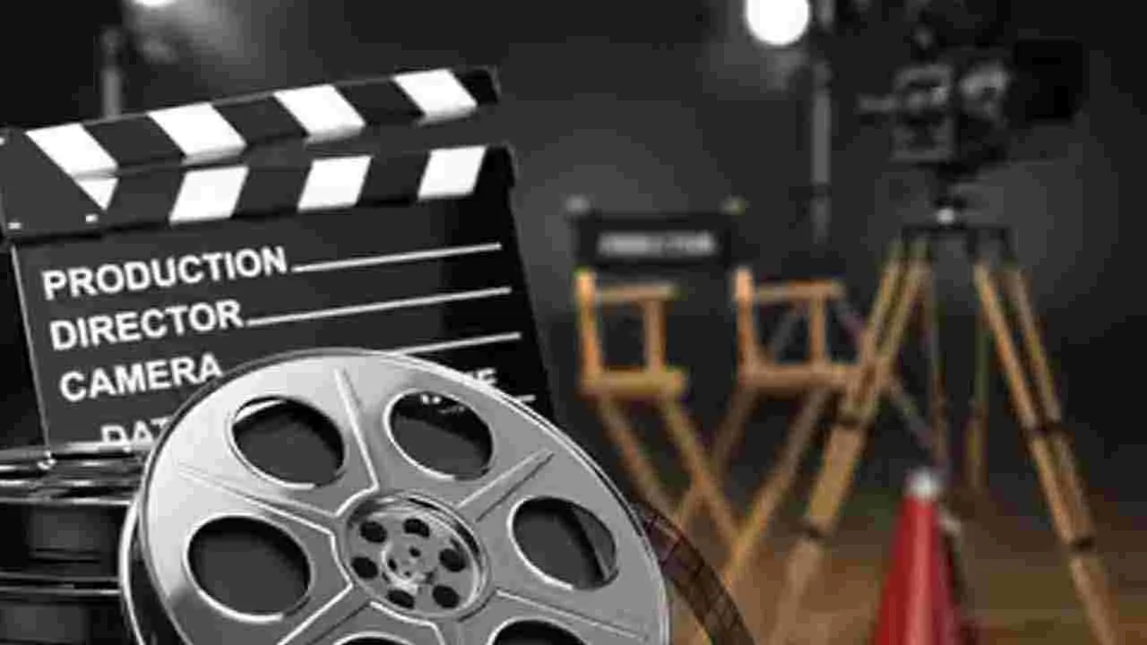 Tollywood : కార్మికుల వేతనాల పెంపుపై 4 షరతులతో  ఫిల్మ్‌ ఫెడరేషన్‌కు ఫిల్మ్‌ఛాంబర్‌ లేఖ