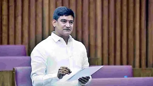 Minister Kondapalli Srinivas: జగనే 9.56 లక్షల పెన్షన్లు తీసేశారు