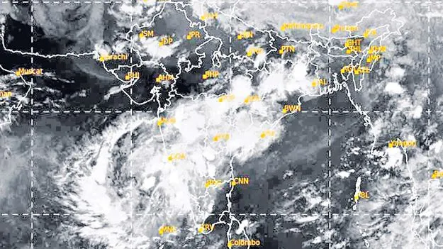 Weather Forecast: వాతావరణ గందరగోళం