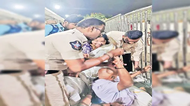 Constable Gurappa: శ్రీవారి ఆలయం వద్ద భక్తుడికి గుండెపోటు