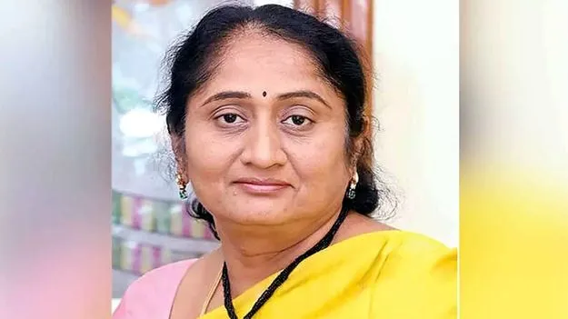 ఆదరణలో మత్స్యకారులకు ప్రాధాన్యం: సవిత