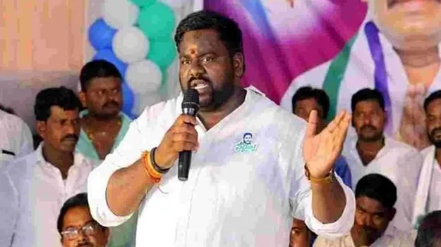 AP High Court: తురకా కిశోర్‌ను తక్షణమే విడుదల చేయండి