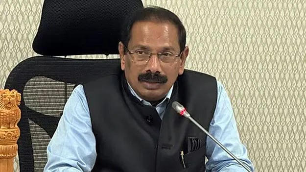 AP CS Vijayanand: అప్రమత్తంగా ఉండండి