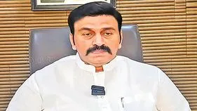 Raghurama Krishna Raju: పరువు, ప్రతిష్ఠలపై జగన్‌ మాట్లాడటం సరికాదు