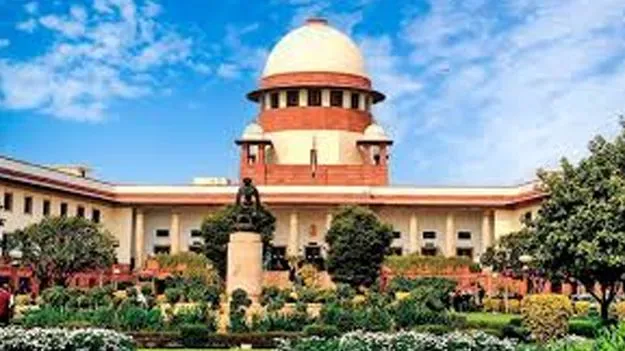 Supreme Court: ప్రజలు ఎన్నుకున్న రాష్ట్ర ప్రభుత్వాలుగవర్నర్ల దయాదాక్షిణ్యాలపై నడవాలా