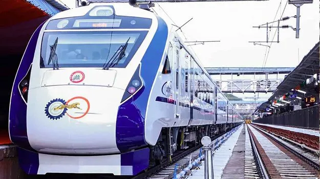 Vande Bharat Train: నెల్లూరులో వందే భారత్ ట్రైన్ ఢీకొని ఒకరు మృతి 