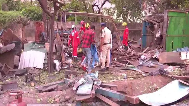 Fishing Harbor Blast: ఫిషింగ్ హార్బర్‌లోని బ్లాస్ట్ ఘటనలో ఇద్దరు మృతి.. సంతాపం తెలిపిన హోం మంత్రి
