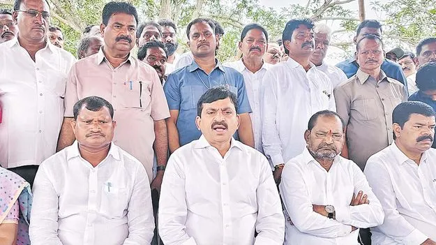 Ponguleti Srinivas Reddy: ఎల్లుండి ఇందిరమ్మ ఇళ్ల గృహ ప్రవేశం