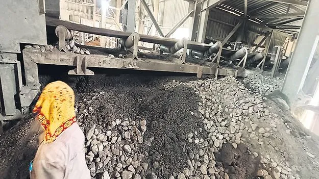 రోజుకు 12 గంటలు పని! 