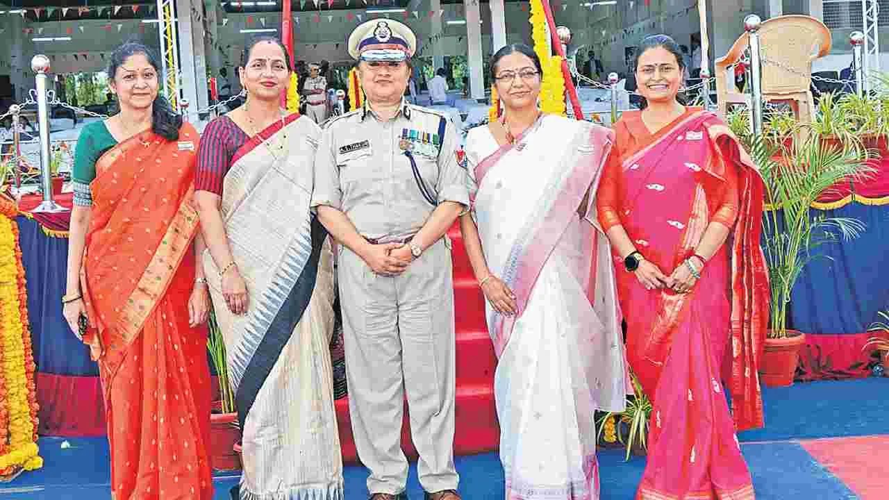 Women Leading Excellence: రైల్వే నిర్వహణ... ఈ మహిళామణులదే