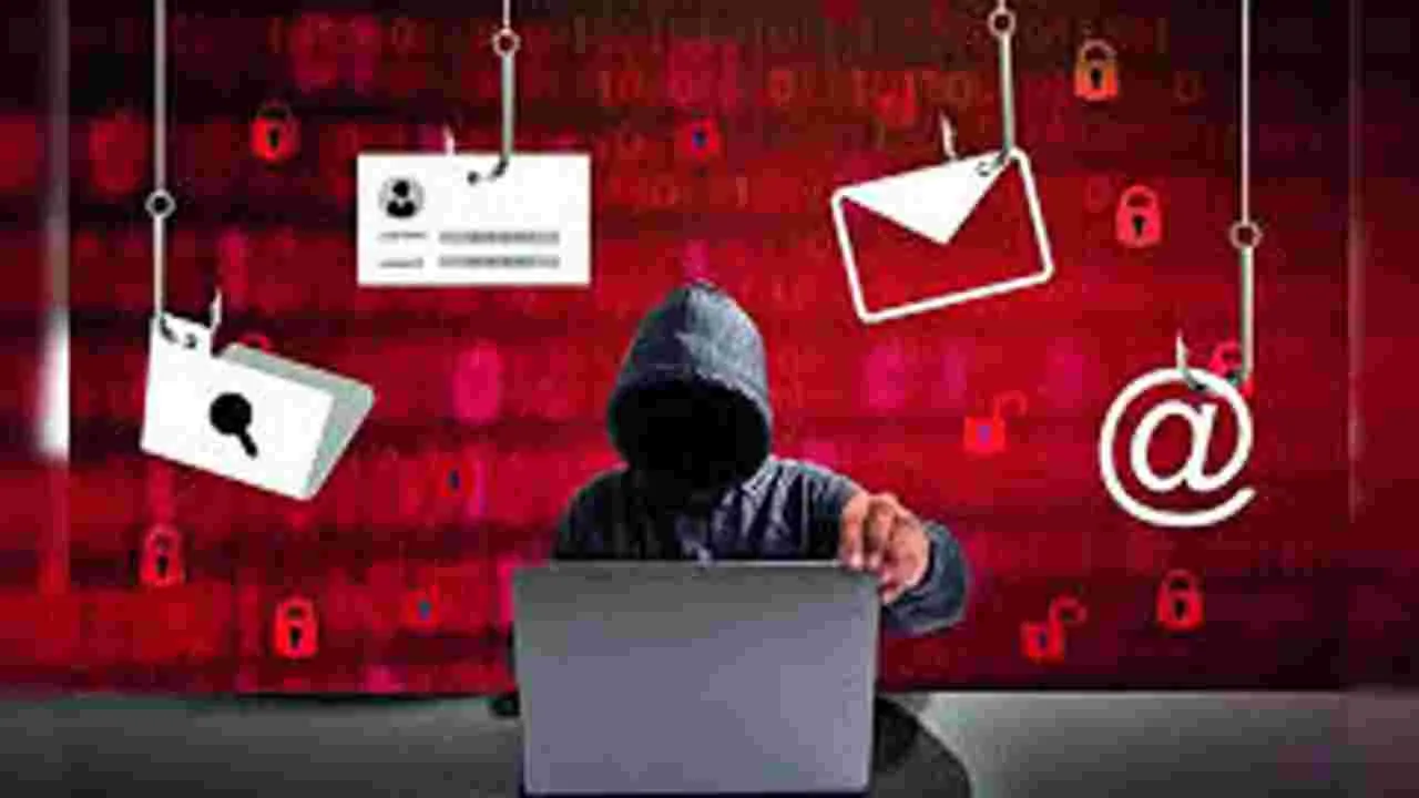 Cbercrime: సైబర్‌ మోసాలపై  కేంద్రం నజర్‌