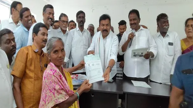 ప్రజా సంక్షేమం, అభివృద్ధికి ప్రభుత్వం పెద్దపీట