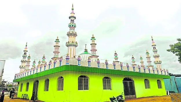 నేటి నుంచి జైనబ్బీ దర్గా ఉరుసు 