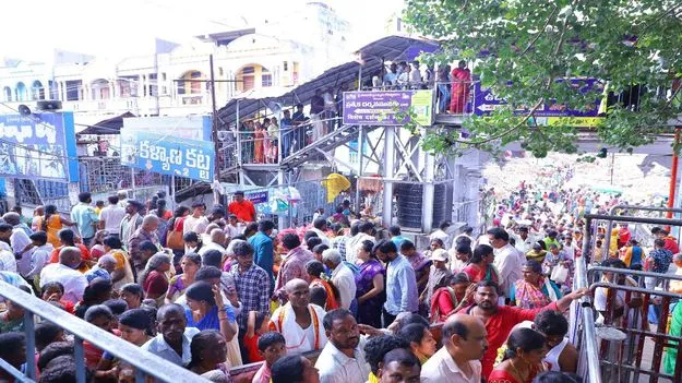 హరహర మహాదేవా.. శంభో శంకరా..