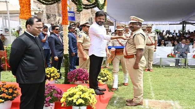 ప్రెసిడెంట్‌ పోలీస్‌ మెడల్‌కు ఎంపిక