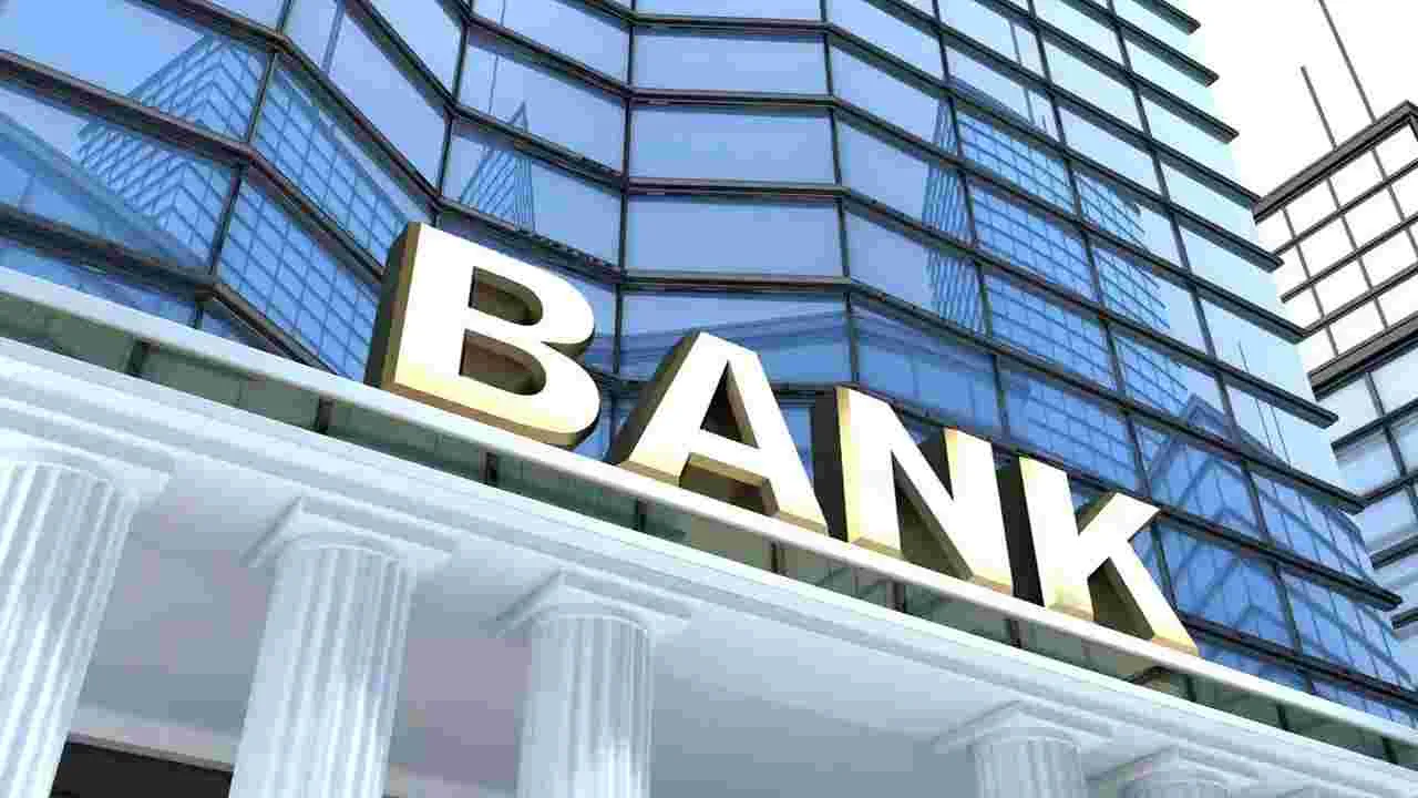 ICICI Bank: ఐసీఐసీఐ బ్యాంక్ షాక్..ఇకపై మినిమం అకౌంట్ బ్యాలెన్స్ రూ.50 వేలకు పెంపు