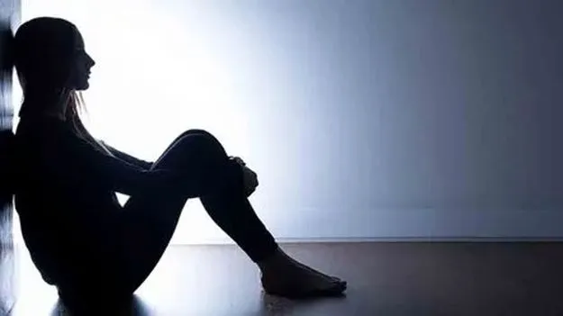 Hyderabad: ప్రేమికుడు దుర్భాషలాడాడని.. యువతి చేసిన పనేంటో తెలిస్తే..