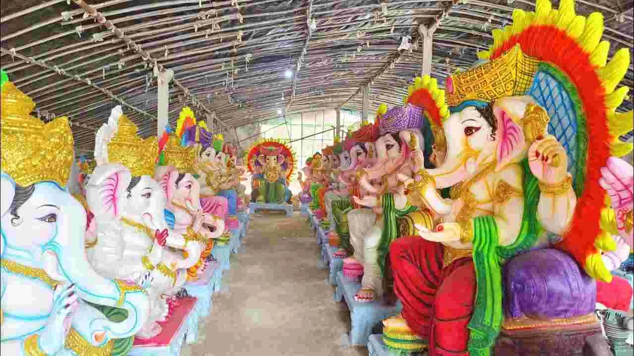Vinayaka Chavithi: మట్టి గణపతులపై మనసేది..