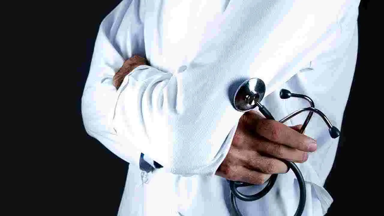 Beauty Tips: రాత్రి పడుకునే ముందు ఇలా చేస్తే.. ముఖం మెరిసిపోతుంది.. 