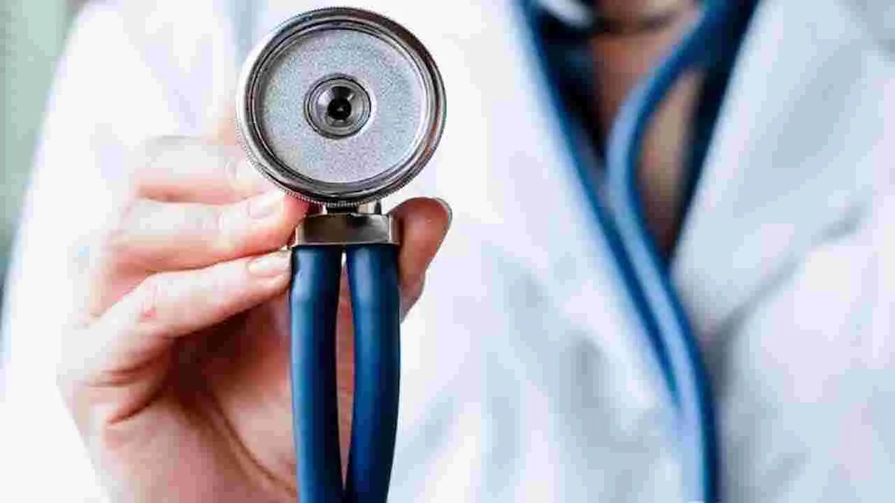 Monsoon Tips: వర్షాకాలంలో చీటికిమాటికీ జ్వరం వస్తోందా.. అయితే ఇలా చేయండి.. 