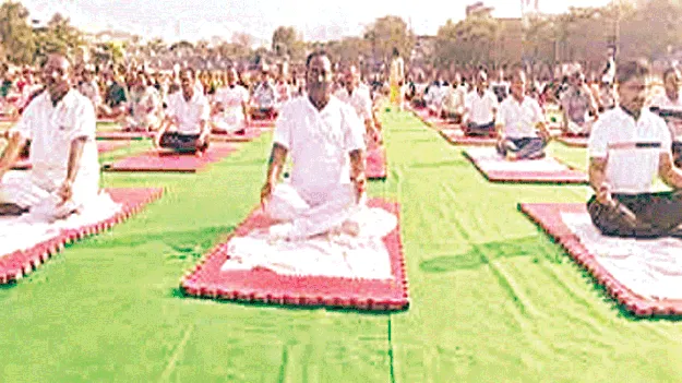  ‘యోగాంధ్ర’ నిధులు ఎప్పుడిస్తారు?