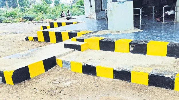 స్త్రీ శక్తితో బస్టాండ్‌లకు కొత్త శోభ