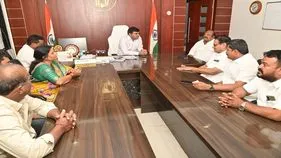 పెండింగ్‌ పనులను పూర్తి చేయండి