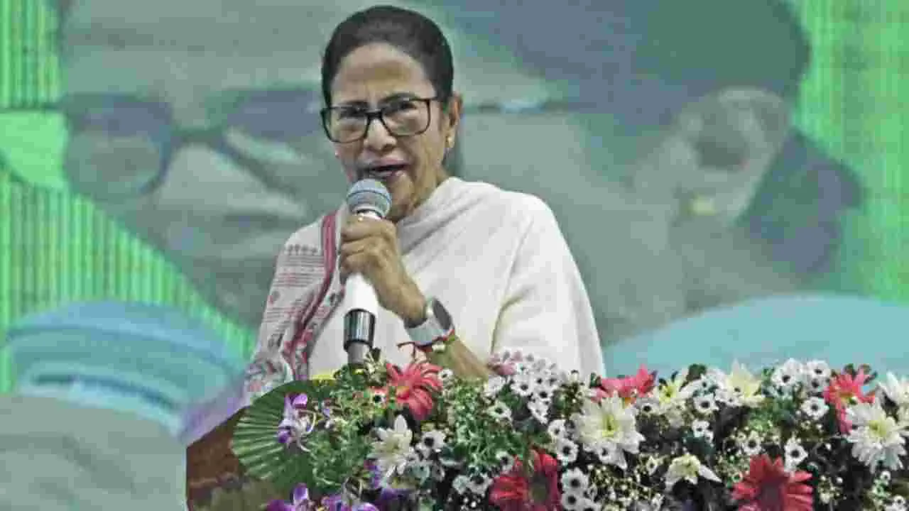 Mamata Banerjee: ఆ బిల్లు ఓ ప్రహసనం, జేపీసీకి సభ్యుడిని నామినేట్ చేయం.. మమత ఫైర్