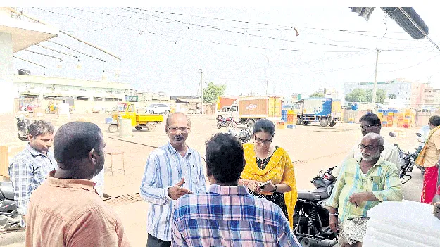 వారి నిర్లక్ష్యం.. వీరికి శాపం 