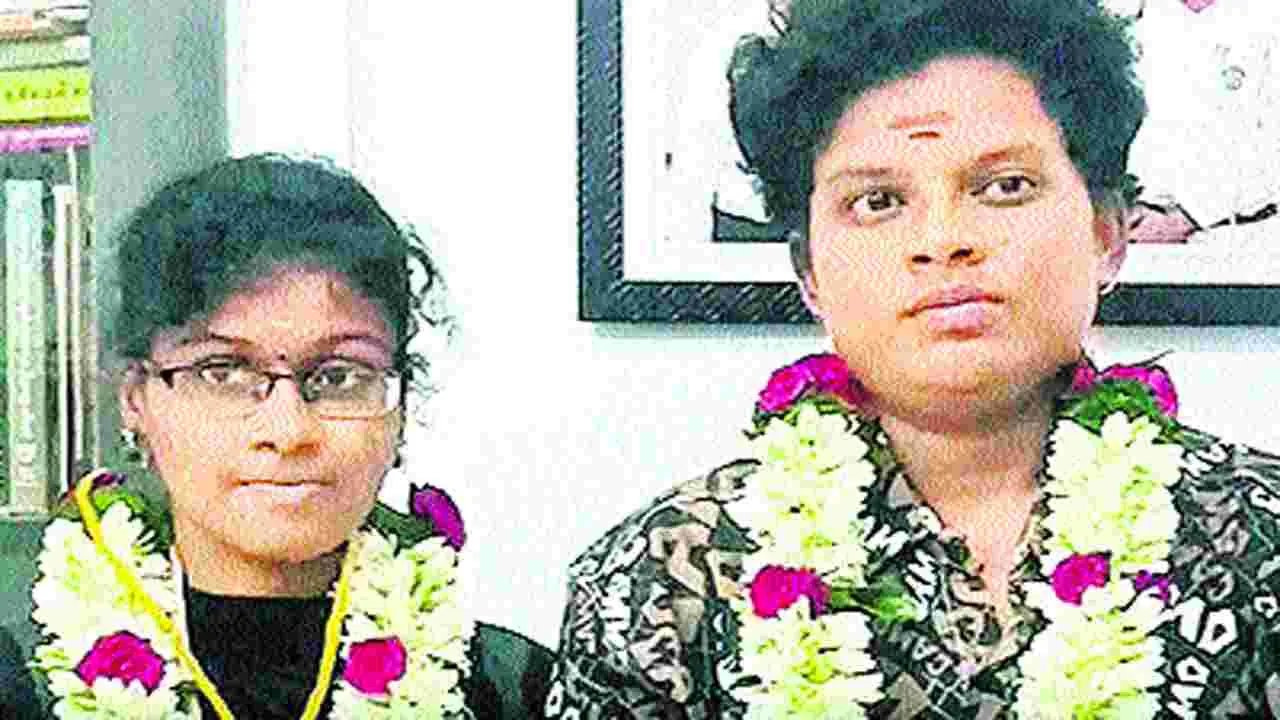 Chennai News: హిజ్రాను వివాహం చేసుకున్న యువతి