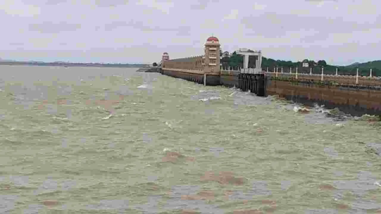 Tungabhadra River: శాంతించిన తుంగభద్రమ్మ