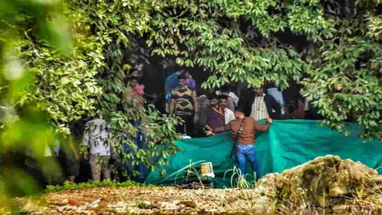 Bengaluru: ధర్మస్థలలో కొనసాగుతున్న తవ్వకాలు