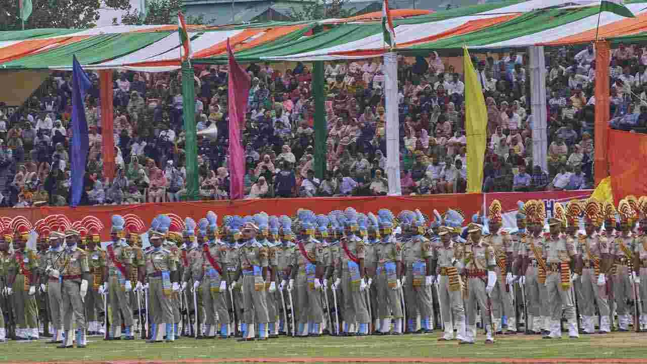 ఢిల్లీ స్వాతంత్య్ర వేడుకల్లో స్పెషల్ మూమెంట్స్..