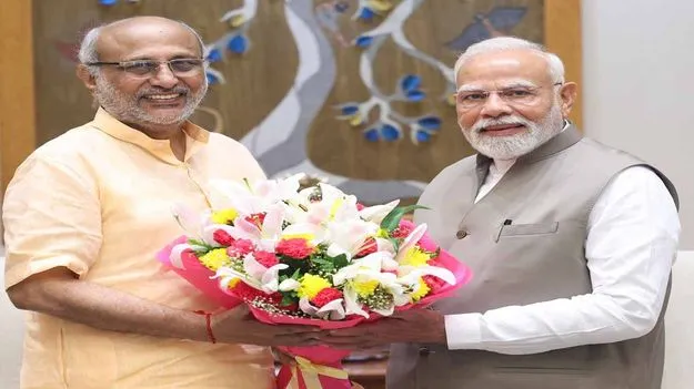 CP Radhakrihnan: మోదీని కలిసిన ఎన్డీయే ఉపరాష్ట్రపతి అభ్యర్థి రాధాకృష్ణన్