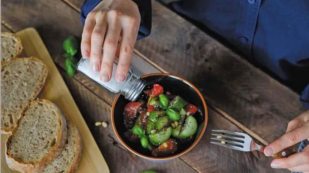 Best Salt for Salads: సలాడ్‌కి సరైన ఉప్పు ఏది? ఆరోగ్యంగా ఉండాలంటే ఇది తప్పనిసరి!