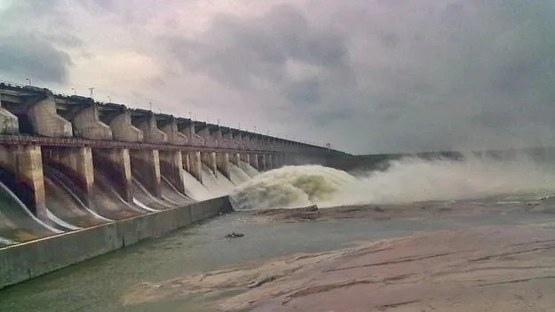 Telangana News: గోదావరి బేసిన్‌లోని ప్రాజెక్టులన్నింటికీ జలకళ..
