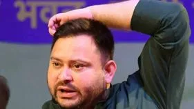 Tejaswi Yadav: రెండు ఓటరు కార్డుల వివాదం.. తేజస్విపై ఫిర్యాదు