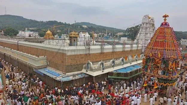 Tirumala srivani darshan: శ్రీవాణి ట్రస్టు దర్శన టికెట్లకు భారీ డిమాండ్..