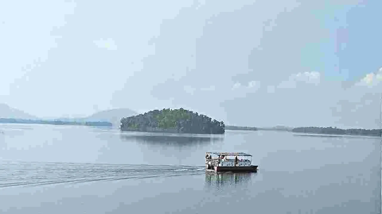 Kinnerasani Reservoir: నిండుకుండలా కిన్నెరసాని జలాశయం..