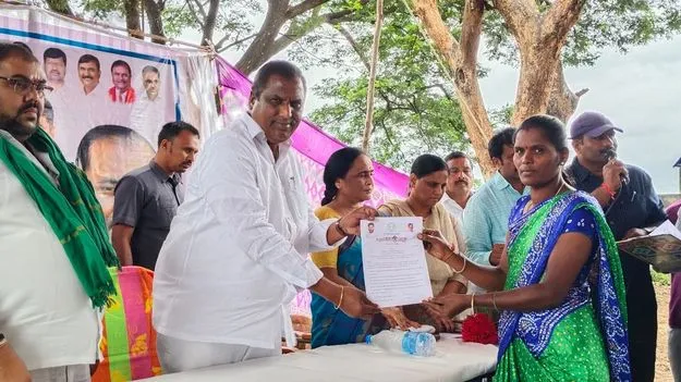 అర్హులైన పేదలందరికీ ఇందిరమ్మ ఇండ్లు 