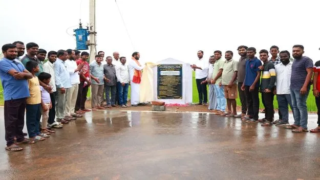 అభివృద్ధి పనులకు శంకుస్థాపన