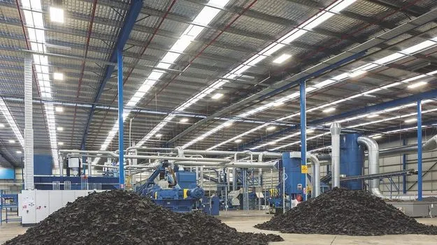 Tire Recycling: కాటేపల్లి టైర్ల రీసైక్లింగ్‌ పరిశ్రమలు మూసివేయాలి