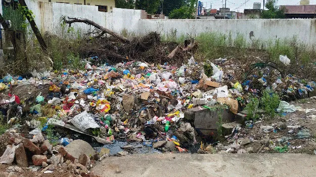 kumaram bheem asifabad- ఎక్కడి చెత్త అక్కడే