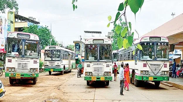 Heavy Rains: నిజామాబాద్‌కు వెళ్లే 89 ఆర్టీసీ బస్సులు రద్దు
