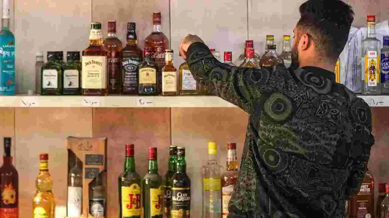 Fake liquor: కల్తీమద్యం@ హైదరాబాద్‌ 