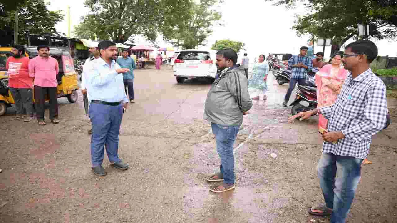 అధికార యంత్రాంగం అప్రమత్తంగా ఉండాలి